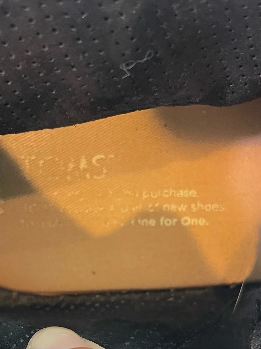 Toms classic black